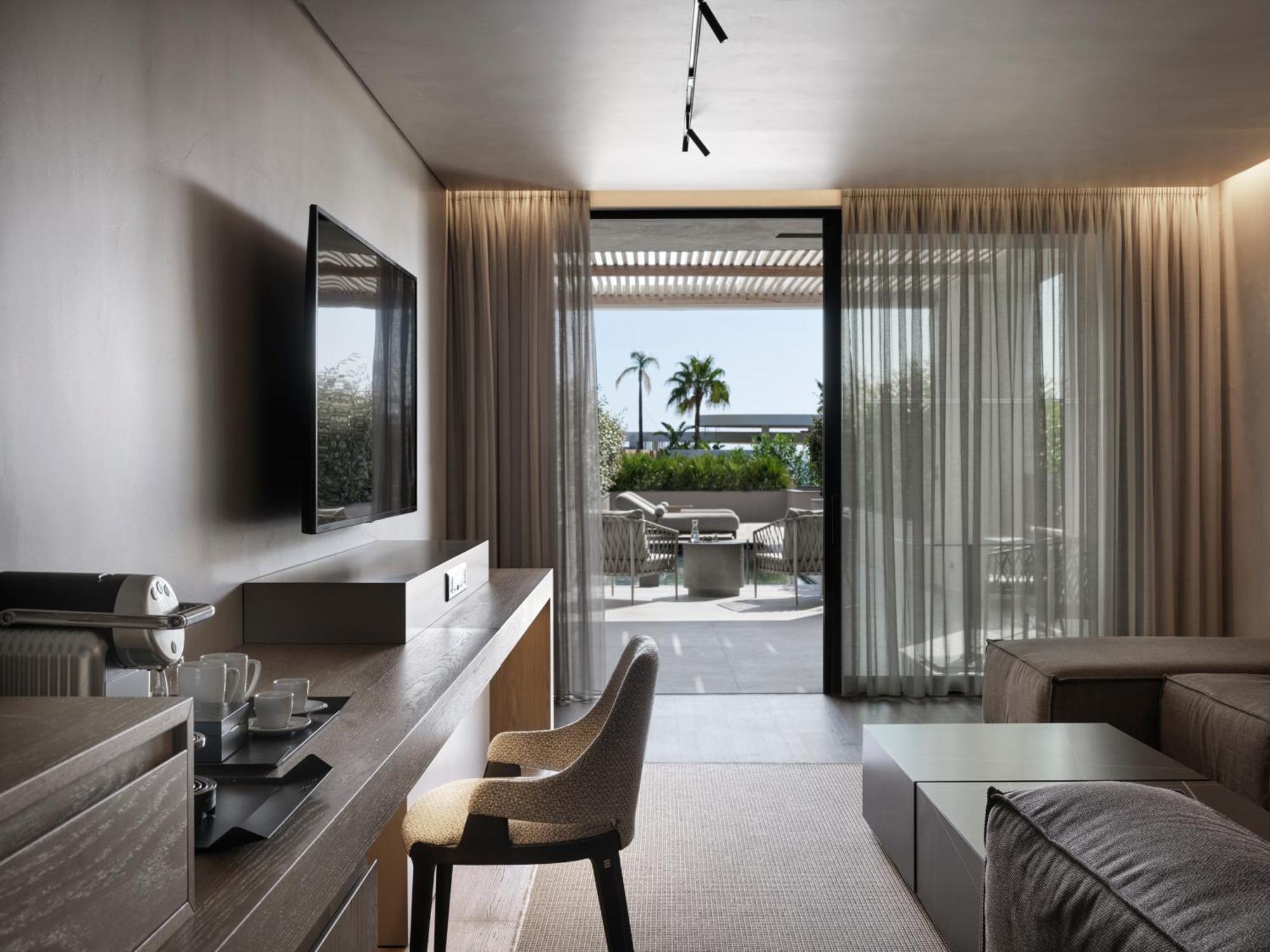 Ammades & - Adults Only Hotel 5*